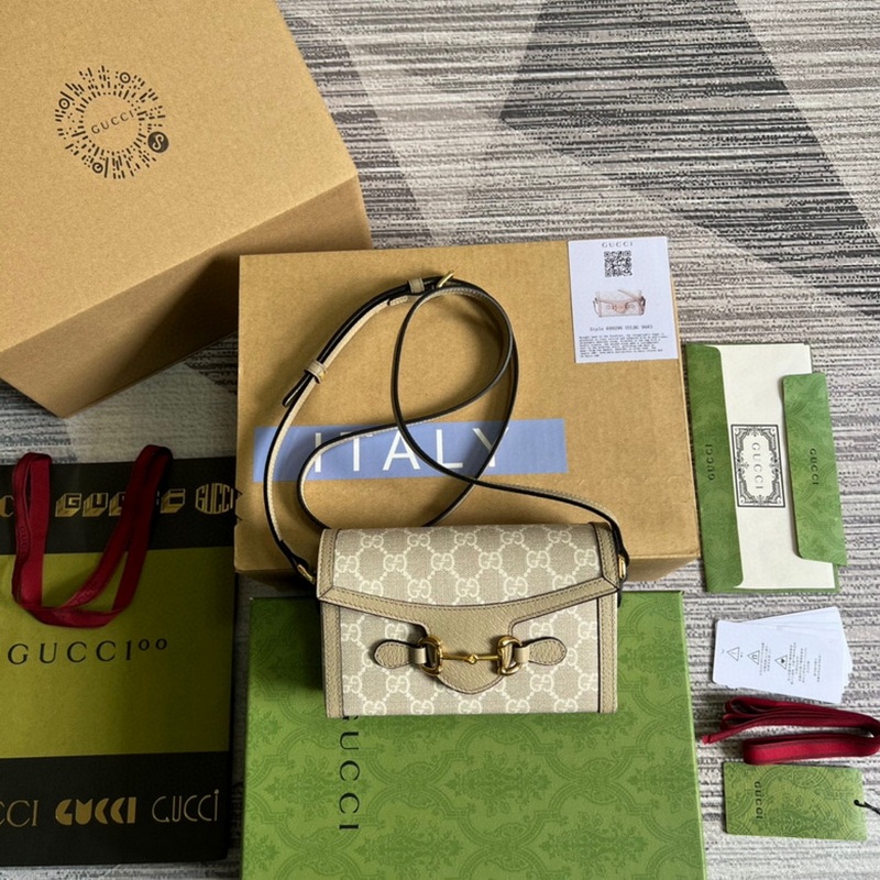 Gucci Handbags 145